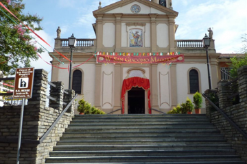 "vestita a festa"
